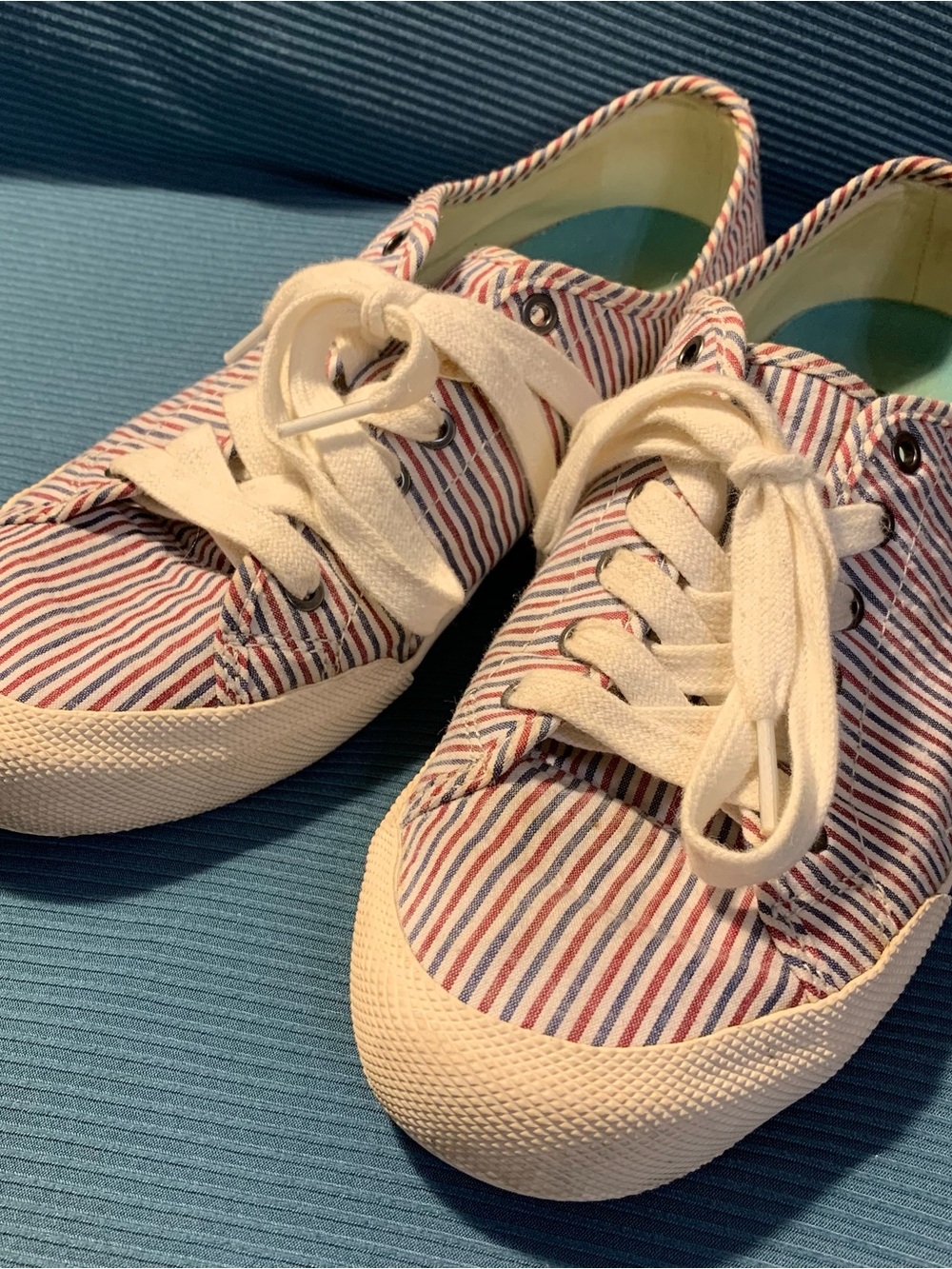 Seavees Women's Monterey Sneaker Americana Casual Seersucker Boat Shoe Tie Sz 9